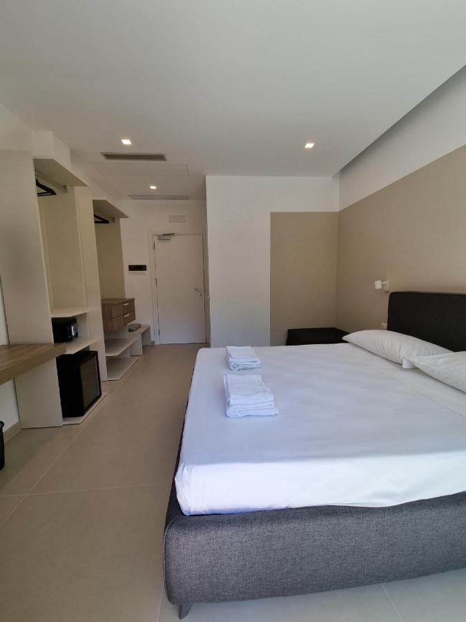 Marea Retreat Rooms Marina di Camerota Ngoại thất bức ảnh
