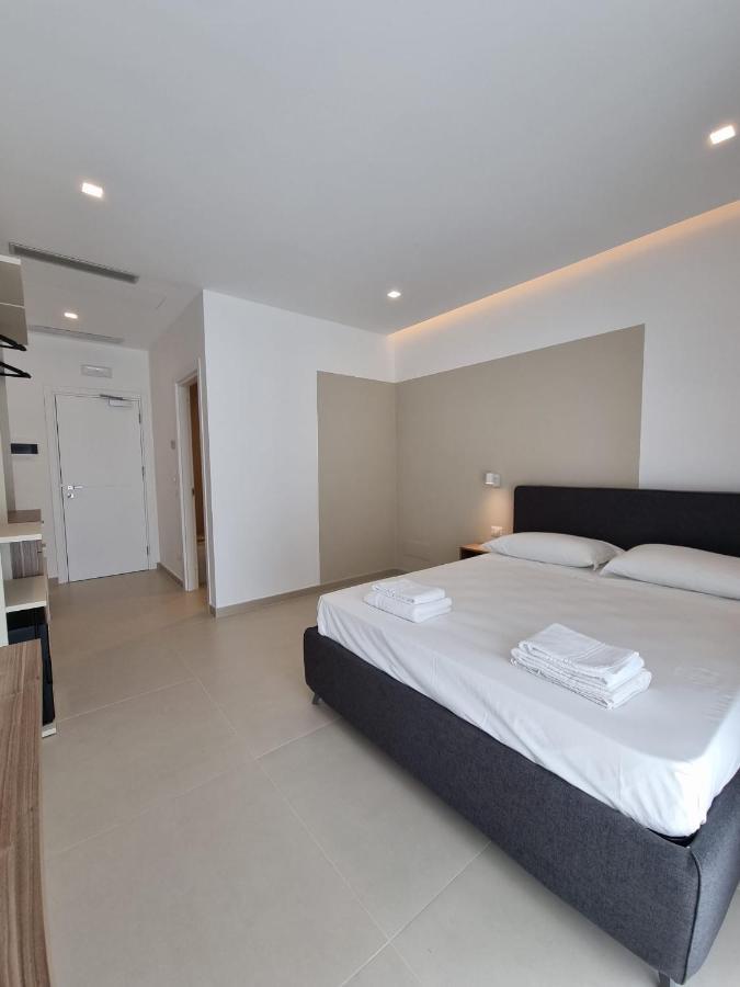 Marea Retreat Rooms Marina di Camerota Ngoại thất bức ảnh