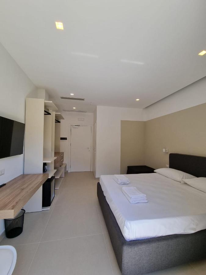 Marea Retreat Rooms Marina di Camerota Ngoại thất bức ảnh