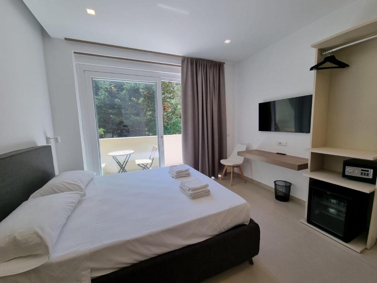 Marea Retreat Rooms Marina di Camerota Ngoại thất bức ảnh