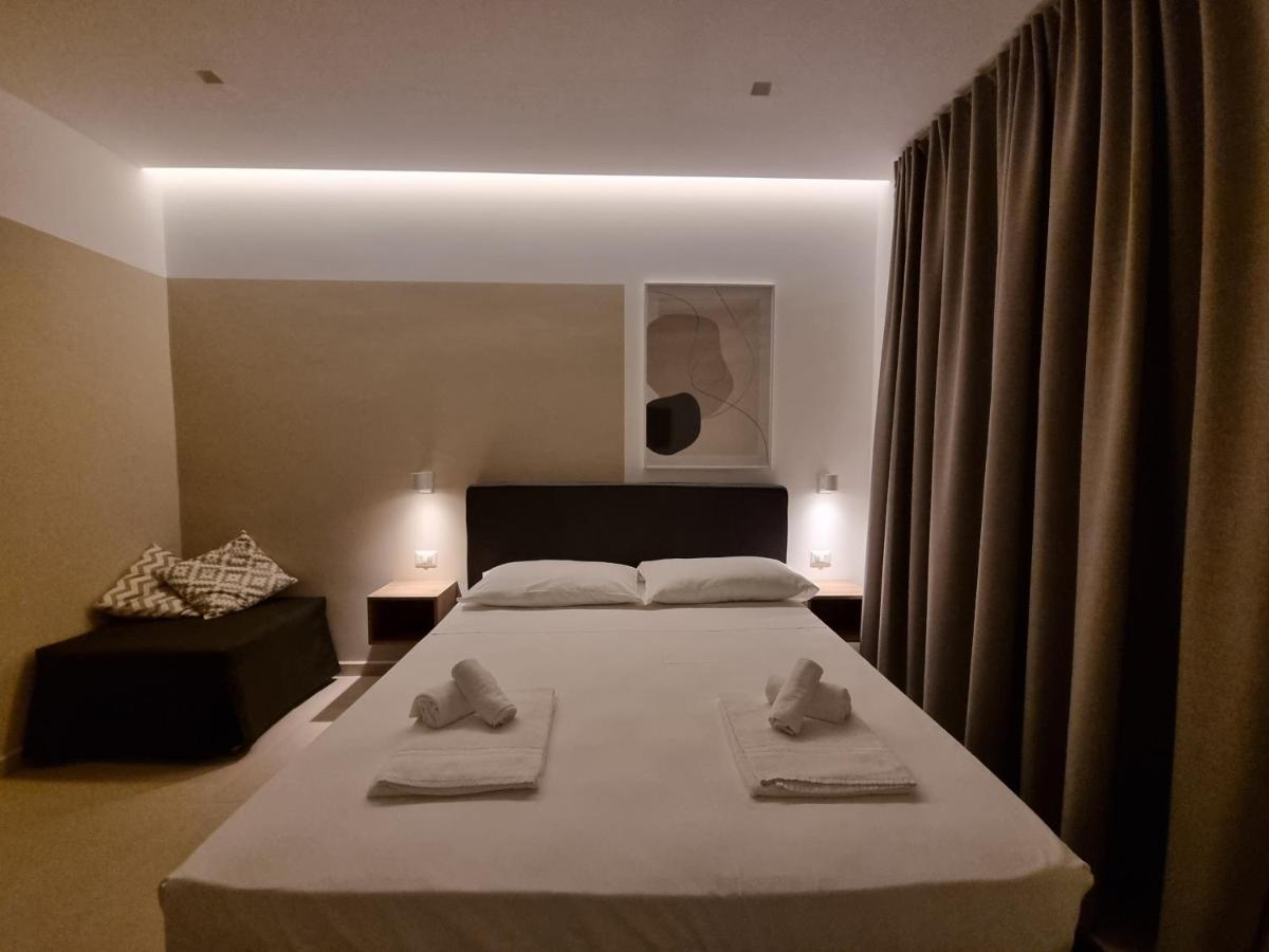Marea Retreat Rooms Marina di Camerota Ngoại thất bức ảnh